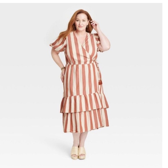 Knox Rose Dresses & Skirts - Knox Rose wrap midi dress